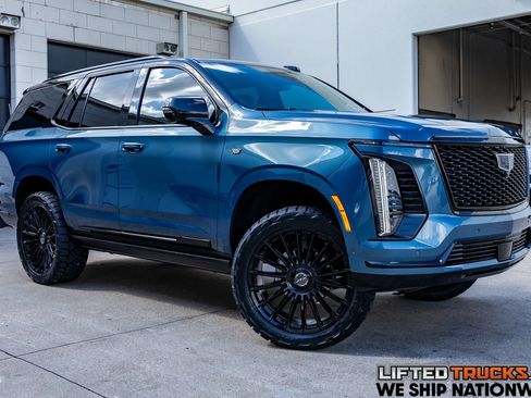 Used 2025 Cadillac Escalade Sport Platinum AWD/4WD image 1