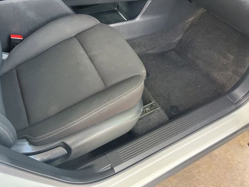 Used 2024 Nissan Rogue S FWD image 23