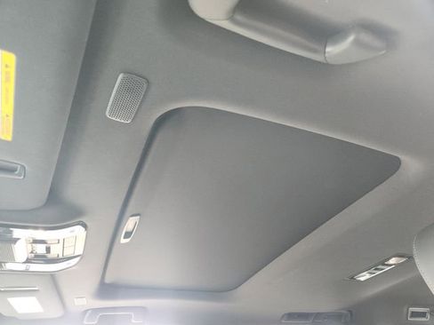 Used 2024 Lexus GX 550 w/ Accessory Package (Z1) AWD/4WD image 19