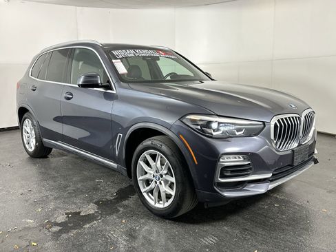 Used 2019 BMW X5 xDrive40i w/ Convenience Package image 2