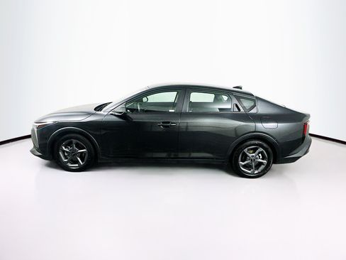 Used 2025 Kia K4 FWD image 4