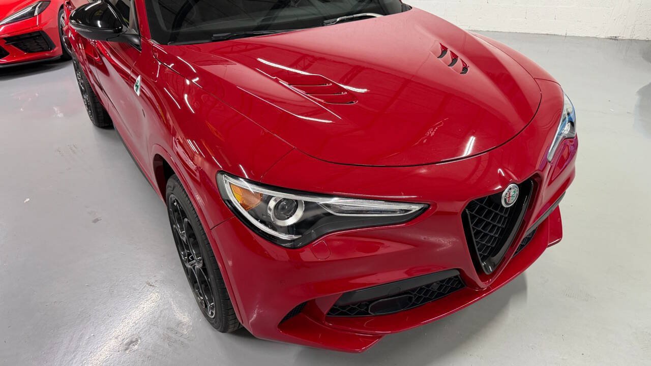 Used 2022 Alfa Romeo Stelvio Quadrifoglio w/ Active Assist Plus Package AWD/4WD image 3