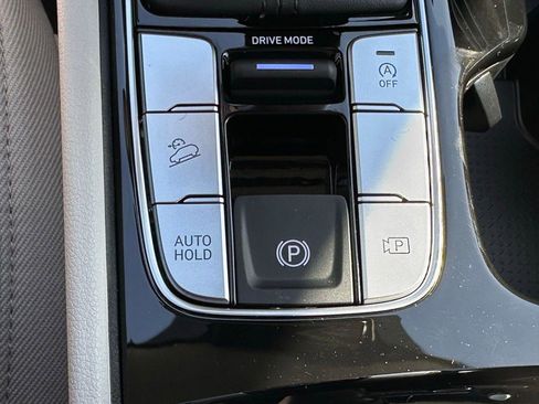 New 2026 Hyundai Tucson SE image 32