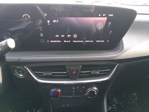 Used 2024 Buick Encore GX Sport Touring image 24