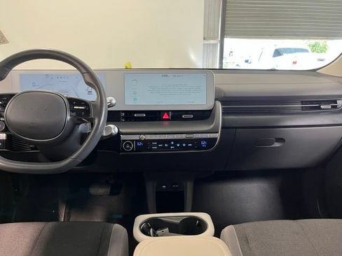 Used 2024 Hyundai Ioniq 5 SEL RWD image 20