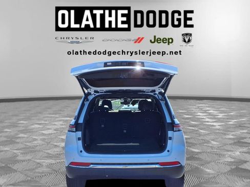 Used 2024 Jeep Grand Cherokee Limited 4xe AWD/4WD image 27