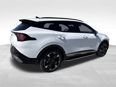 New 2026 Kia Sportage SX FWD image 2