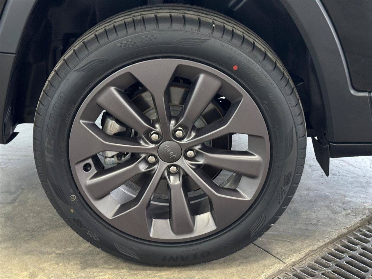 Used 2021 Jeep Cherokee Latitude Lux 80th Anniv w/ Quick Order Package 26U 80TH AWD/4WD image 35