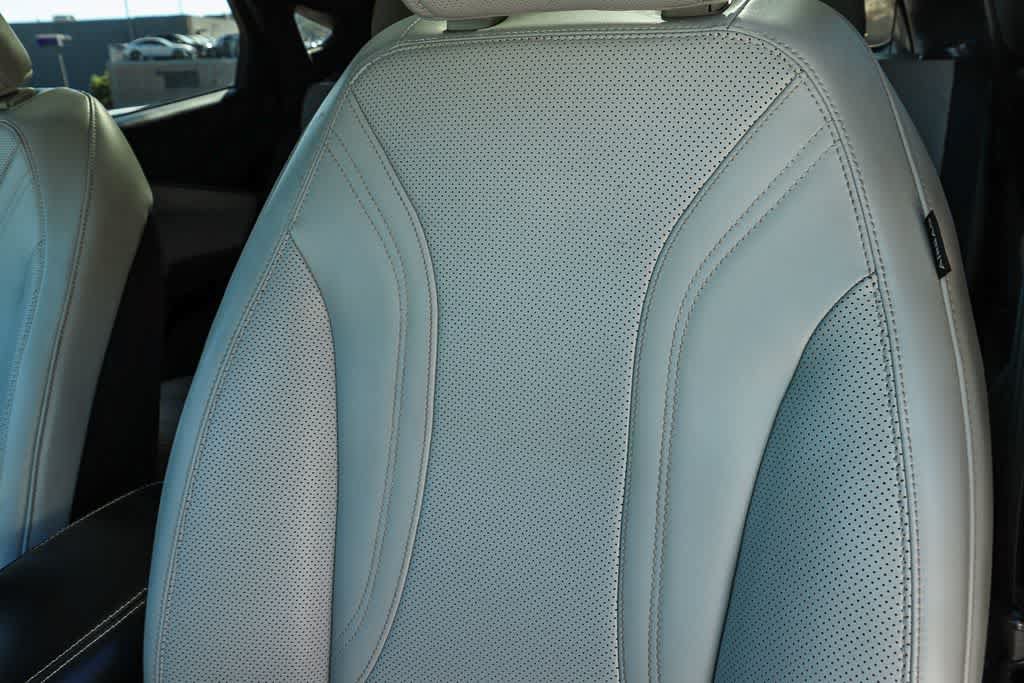 Used 2021 Ford Mustang Mach-E Premium RWD image 27