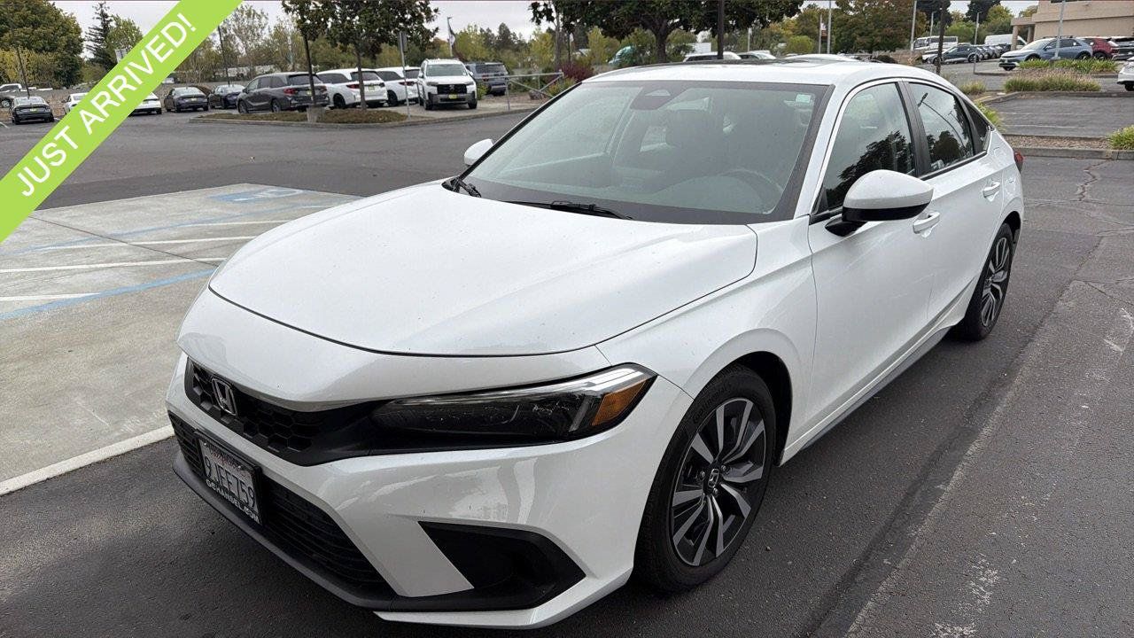Used 2024 Honda Civic EX-L image 1