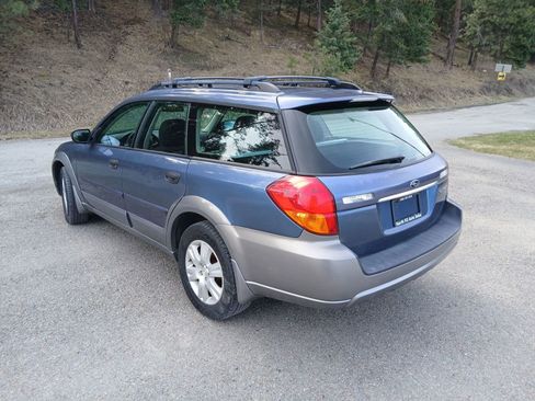 Used 2005 Subaru Outback 2.5i image 6