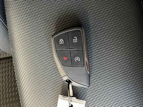 Used 2025 Chevrolet Equinox LT image 30