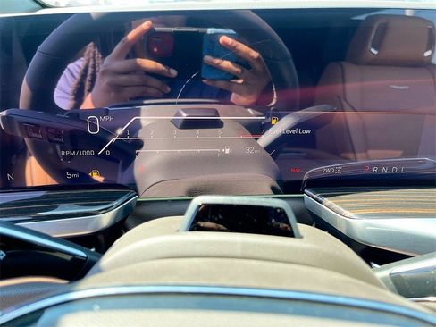 New 2025 Cadillac Escalade ESV Premium Luxury w/ Touring Package image 12