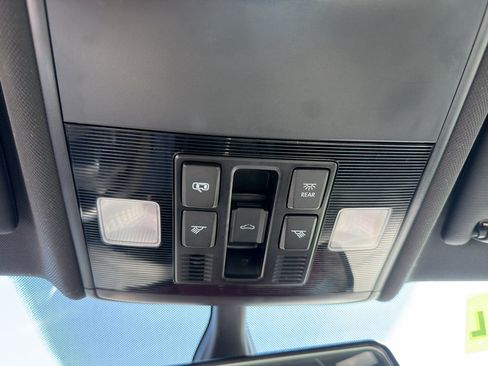Used 2020 Volkswagen Jetta R-Line w/ R-Line Cold Weather Package FWD image 18
