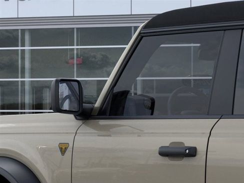 New 2025 Ford Bronco Badlands w/ Sasquatch Package image 22