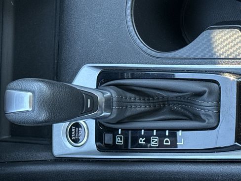 Used 2025 Nissan Altima 2.5 SV image 24