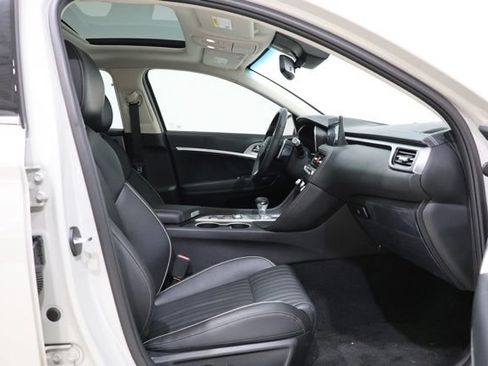 Used 2026 Genesis G70 2.5T Prestige AWD/4WD image 36
