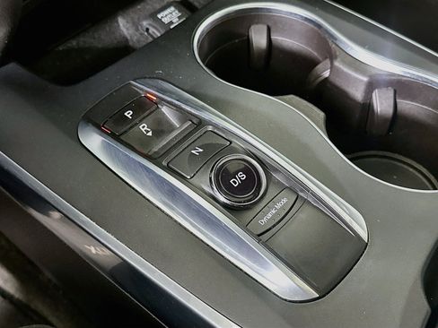 Used 2017 Acura MDX SH-AWD image 23