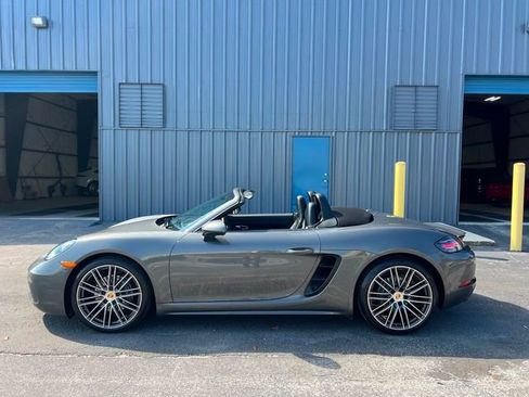 Used 2017 Porsche 718 Boxster image 94