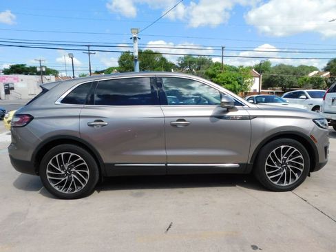 Used 2019 Lincoln Nautilus Reserve w/ Cargo Utility Package FWD image 8