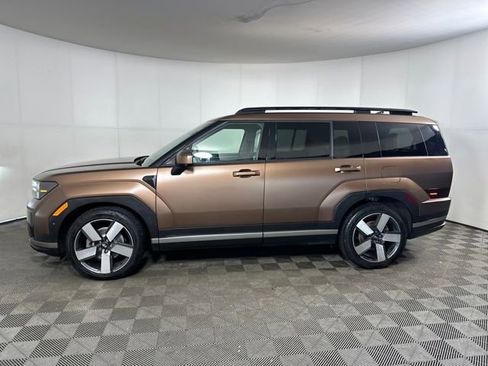 Used 2024 Hyundai Santa Fe Limited image 6