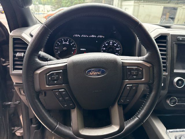 Used 2019 Ford Expedition XLT w/ Equipment Group 201A AWD/4WD image 18