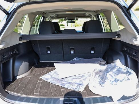 Used 2021 Subaru Forester Premium w/ Popular Package #1 AWD/4WD image 34