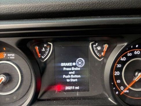 Used 2025 Jeep Wrangler Sport S image 1