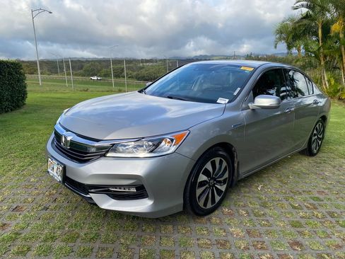 Used 2017 Honda Accord EX-L image 3