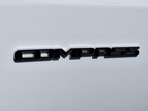 Certified 2022 Jeep Compass Limited w/ Elite Group AWD/4WD image 30