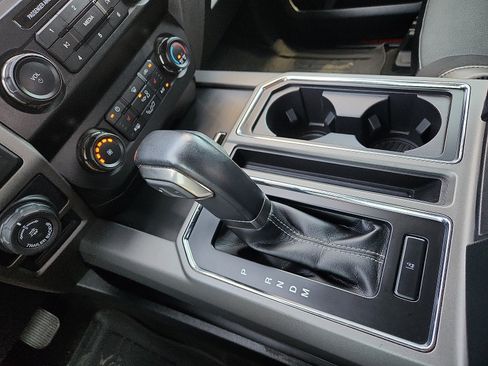 Used 2020 Ford F150 Raptor w/ Equipment Group 801A Mid AWD/4WD image 20