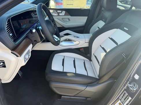 New 2026 Mercedes-Benz GLE 53 AMG 4MATIC Coupe image 17