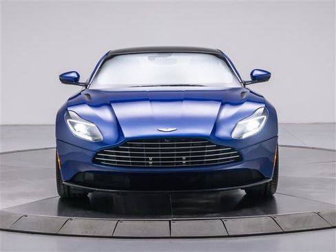 Used 2019 Aston Martin DB11 Coupe image 6