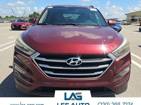 Used 2017 Hyundai Tucson SE FWD image 1