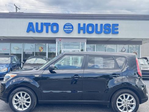Used 2014 Kia Soul FWD image 8