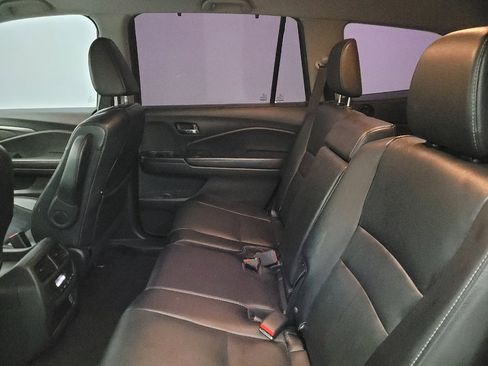 Used 2019 Honda Pilot EX-L image 18