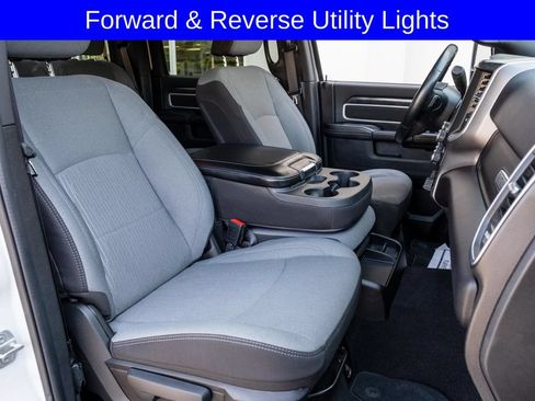 Used 2024 RAM 2500 Big Horn w/ Off Road Package AWD/4WD image 27