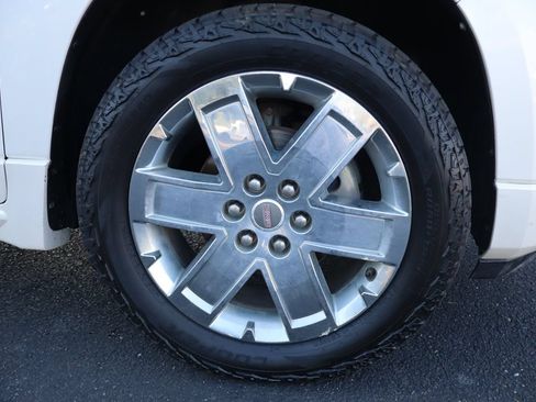 Used 2013 GMC Acadia Denali AWD/4WD image 42