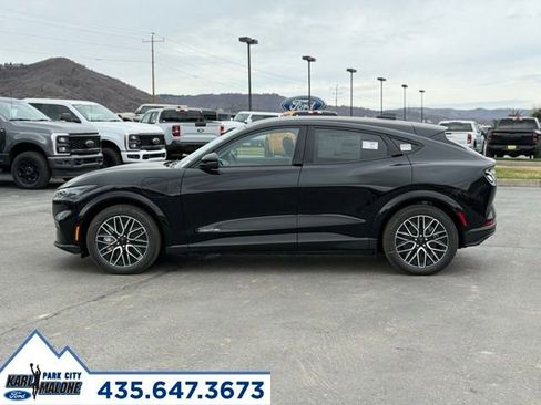 New 2026 Ford Mustang Mach-E Premium image 31