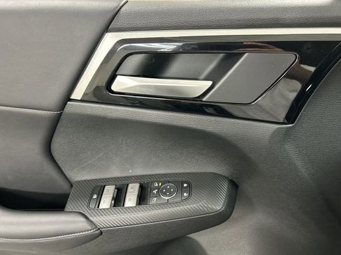 New 2026 Mitsubishi Outlander SE AWD/4WD image 11