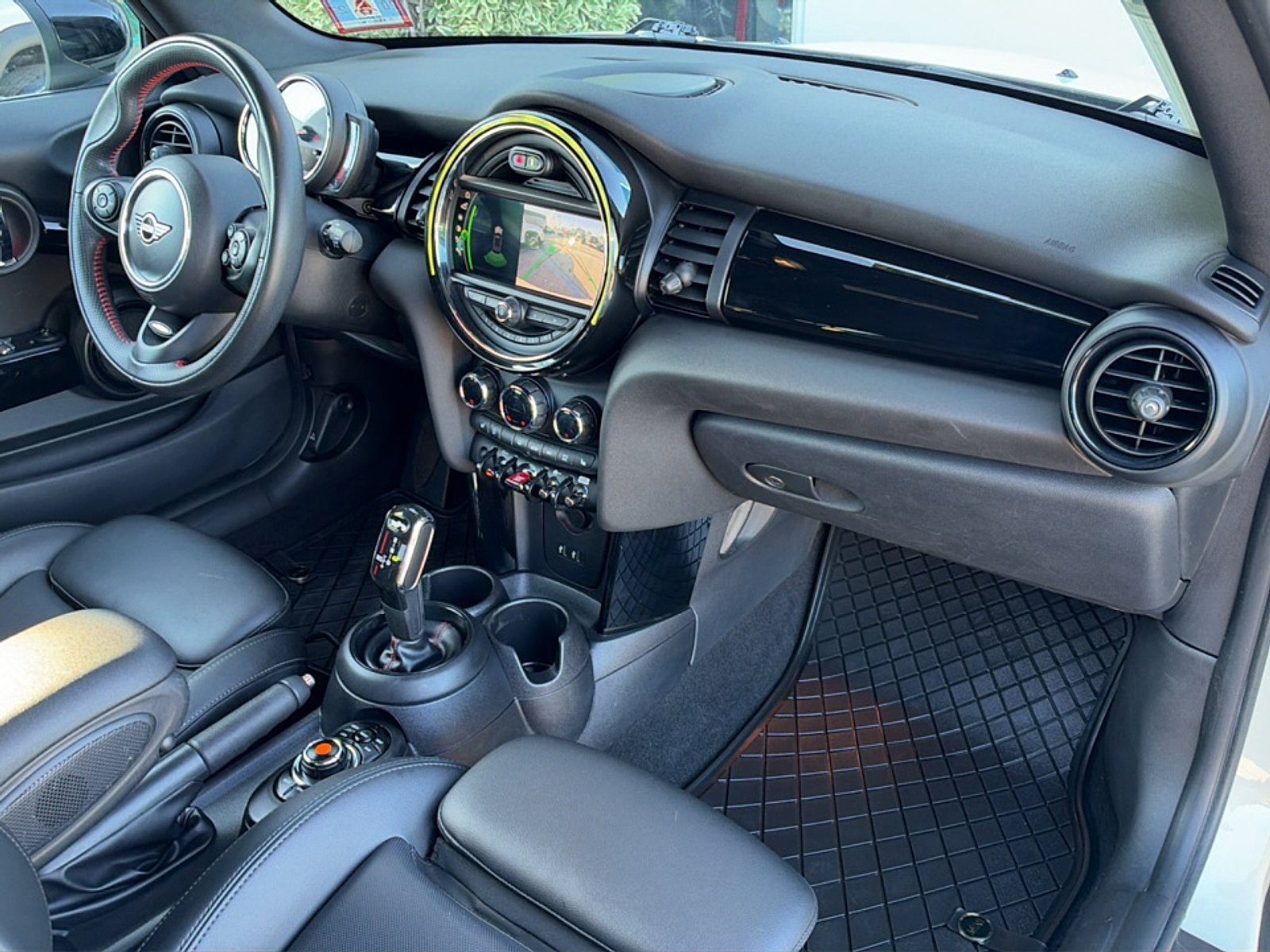 Used 2020 MINI Cooper S FWD image 11