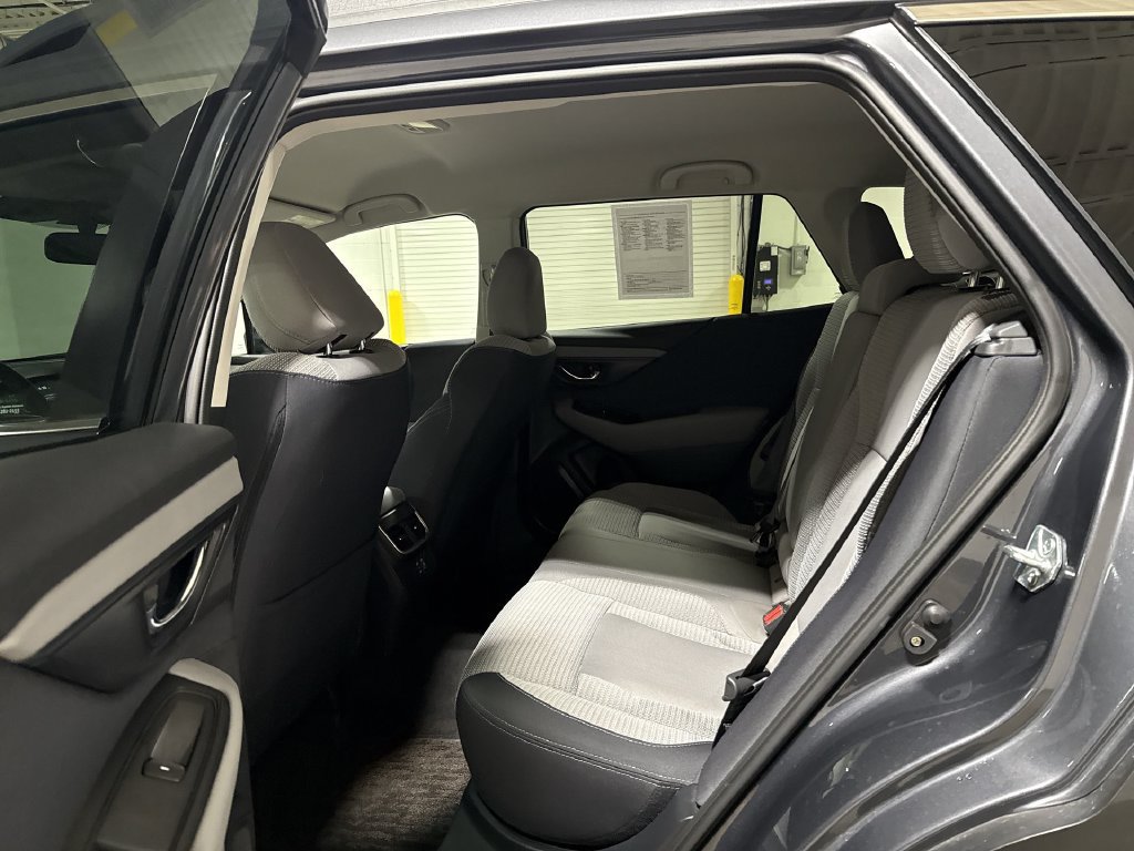 Used 2023 Subaru Outback Premium AWD/4WD image 22