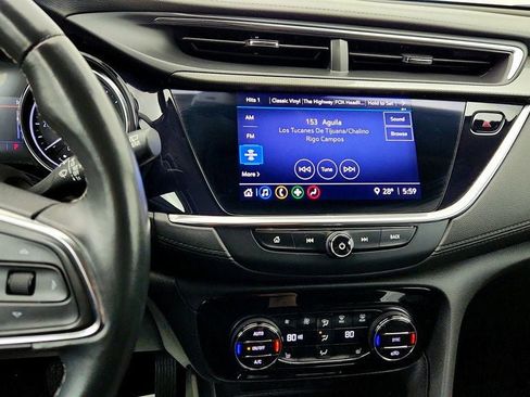 Used 2022 Buick Encore GX Essence image 17