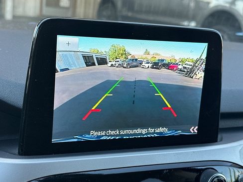 Used 2022 Ford Escape SE FWD image 18