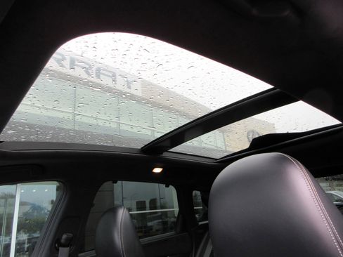 Used 2019 INFINITI QX50 Essential w/ Sensory Package image 18