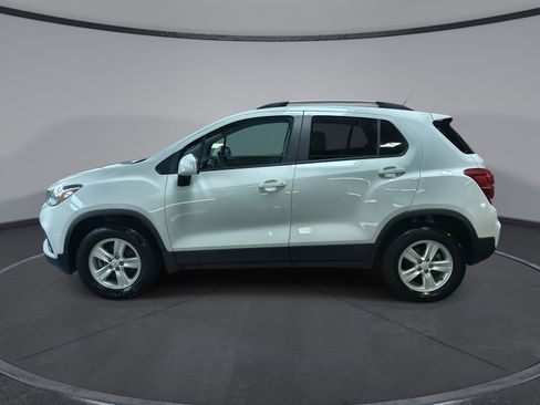 Used 2021 Chevrolet Trax LT AWD/4WD image 5
