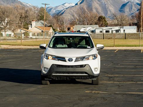Used 2014 Toyota RAV4 XLE image 2