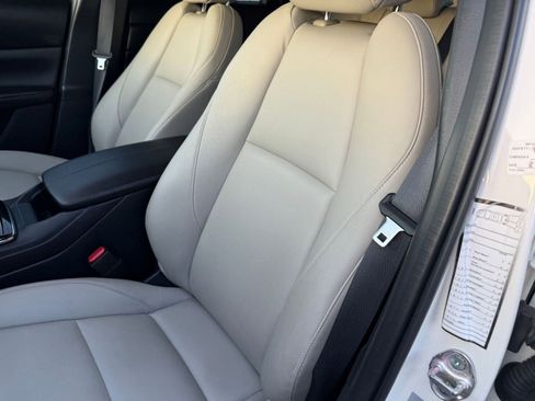 Used 2025 MAZDA CX-30 AWD 2.5 S w/ Preferred Package image 24