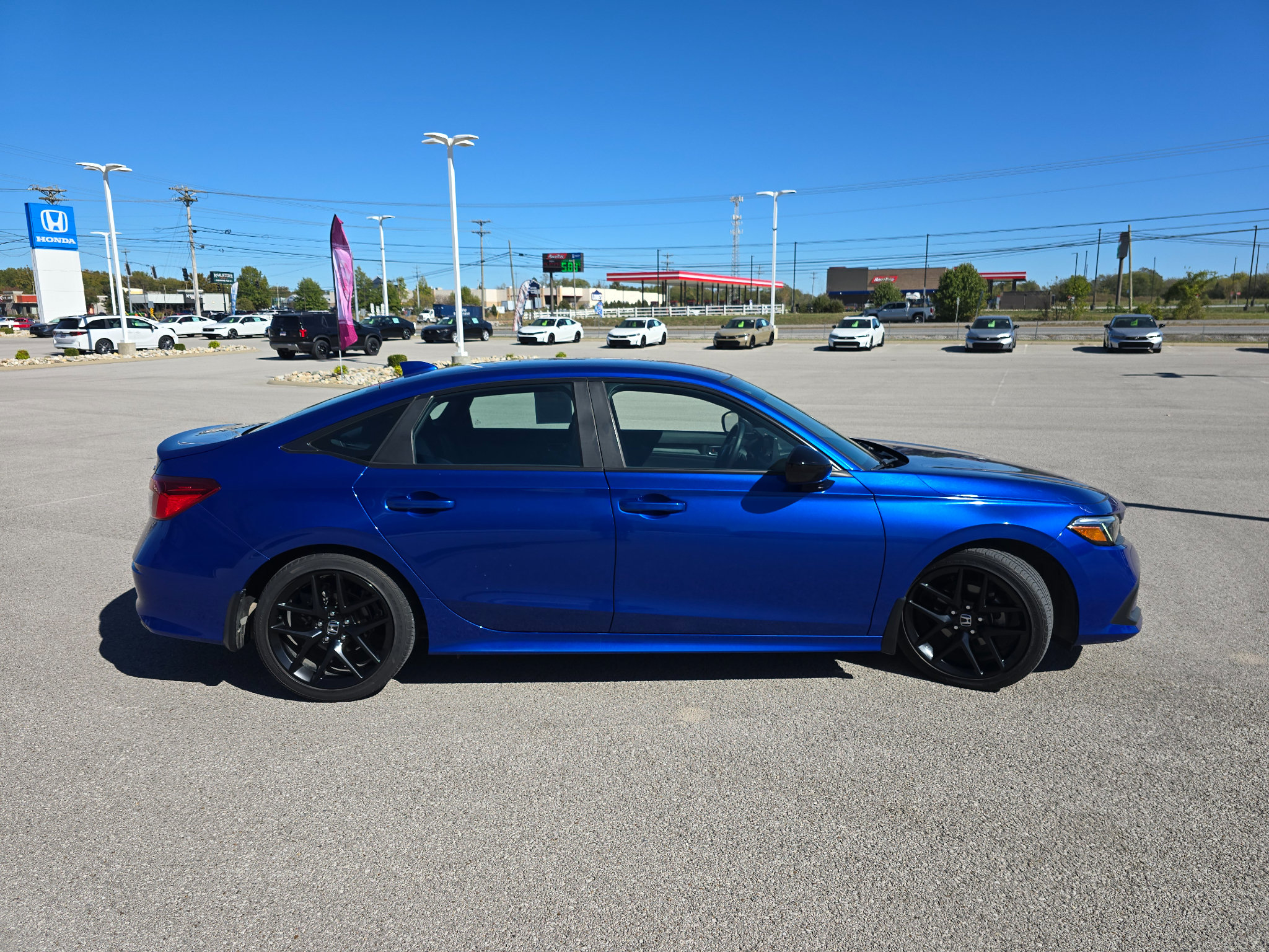 Used 2022 Honda Civic Sport image 5