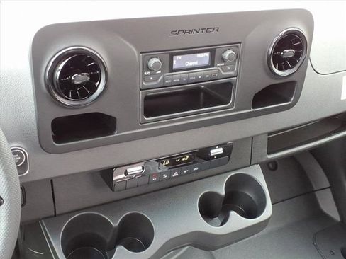 New 2025 Mercedes-Benz Sprinter 3500 image 5